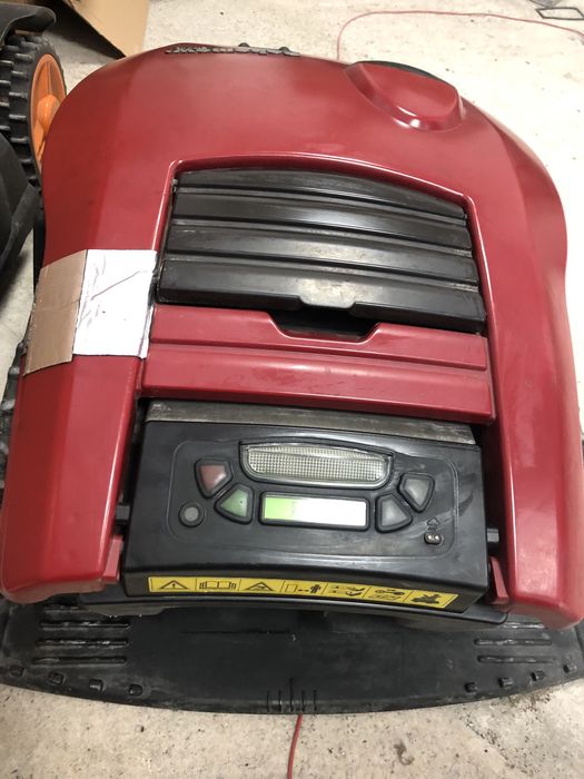 Roboti gazon 300”mp robomow city 110 si yard force