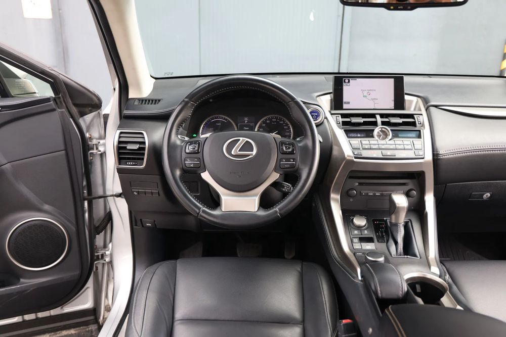 Lexus Seria NX *AWD *Hybrid * Faruri si stopuri LED * Incalzire scaune * Navigatie