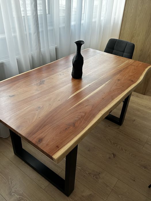 Masa dining THE HOME maro/neagra din lemn 90x160 cm