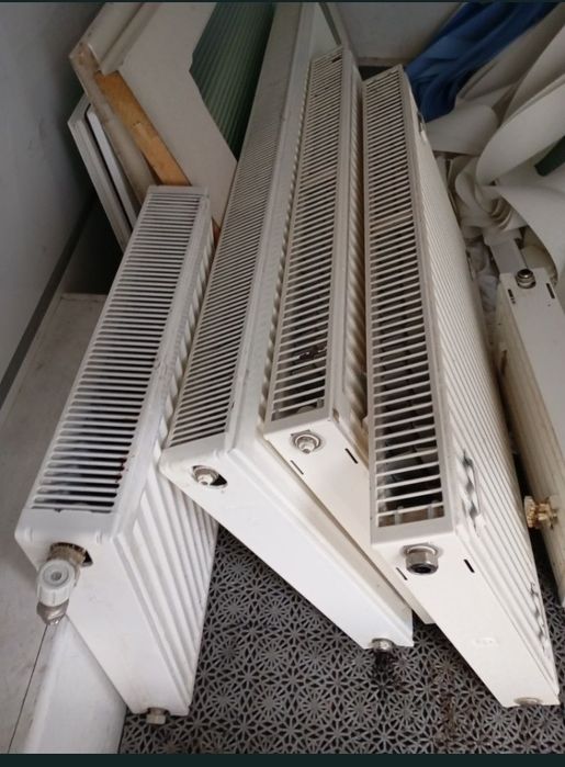 Vând calorifer oțel 90x60 etc