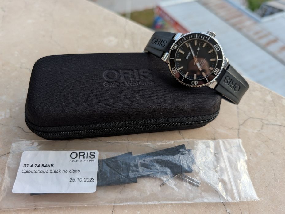 Oris Aquis 43.5 отличен + нова гумена каишка, профилактиран часовник