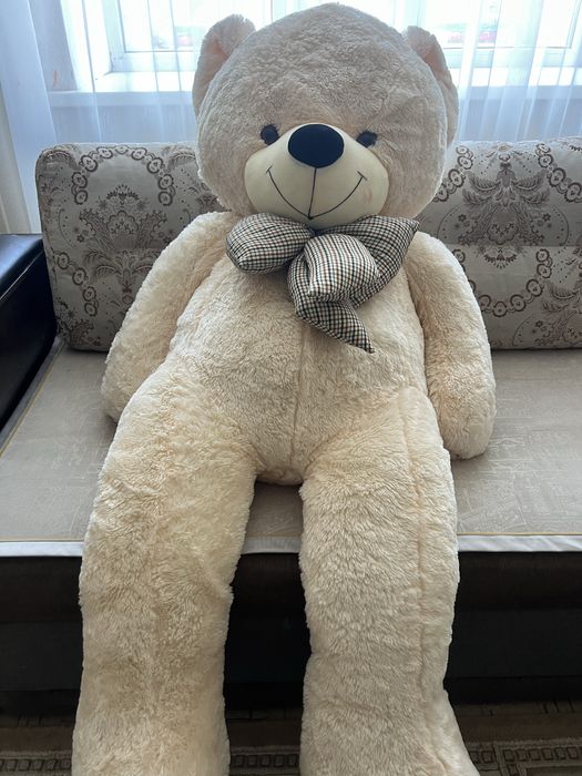 Продам плюшевого мишку