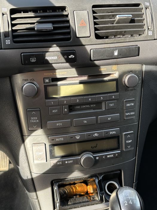 Toyota avensis t25