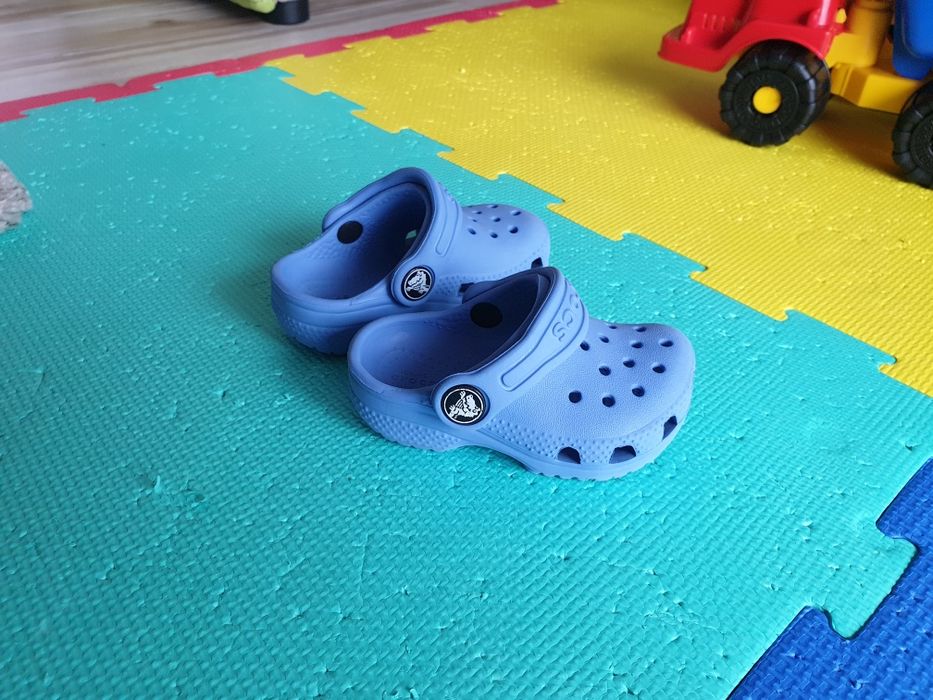 Papuci / saboti  băieței, fetite, Corocs 19 - 20, originali