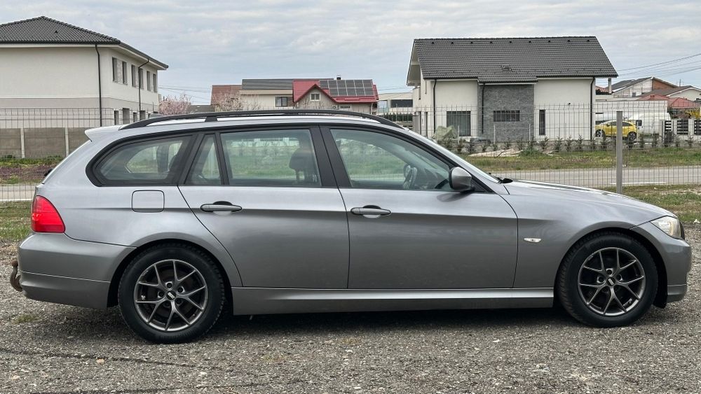 BMW 320d Seria 3 320d e91 facelift 2010 euro 5