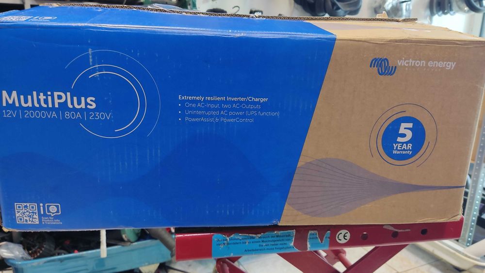 Victron multiplus 12/2000 80 инвертор зарядно кемпер лодка каравана