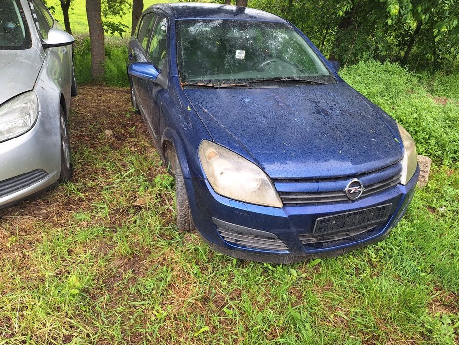 Dezmembrari Opel Astra H 1.6 benzina an 2007