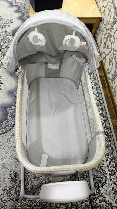 Детская кровать-качалка Mastela Deluxe 4 in 1 Bassinet