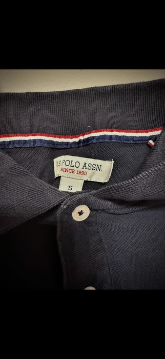 Tricou polo bleumarin – stil clasic, stare bună