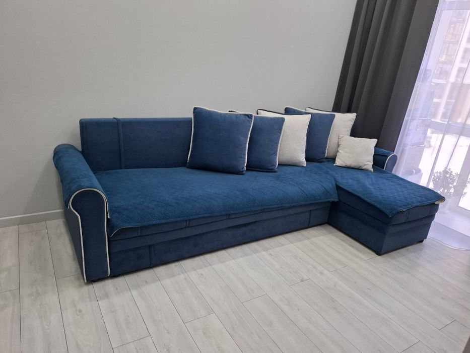 Диван 200.000тг длина 2.5