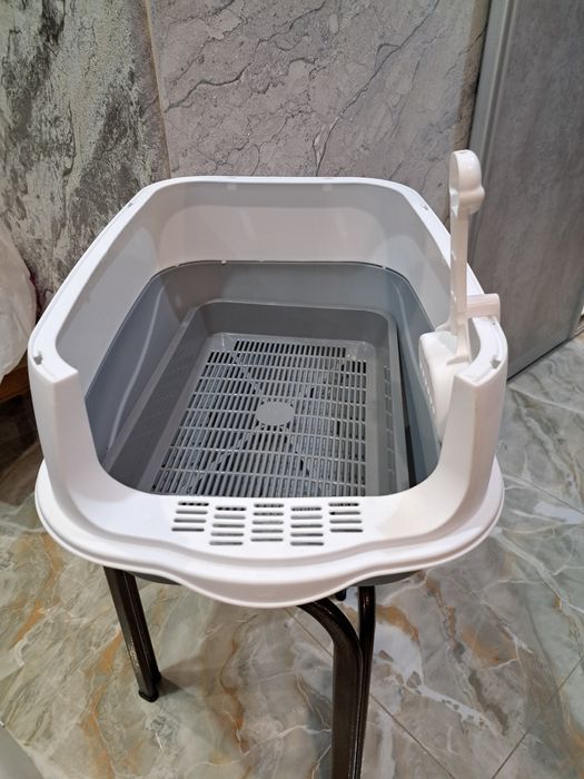 Лоток для кошки.