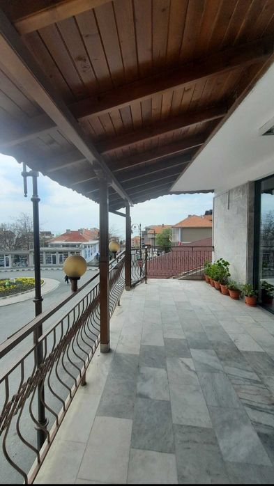 Дава се под наем Заведение в Бургас, Център - 200 кв.м за 7650 € - Снимка #3