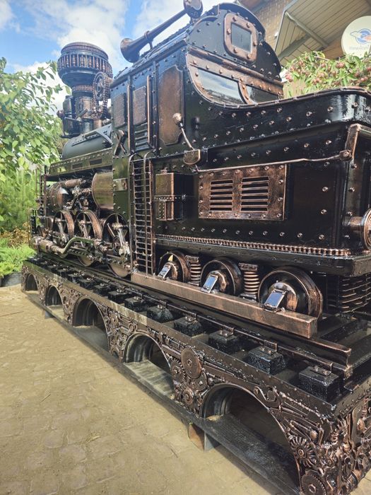 Мангал-паровоз ручной работы