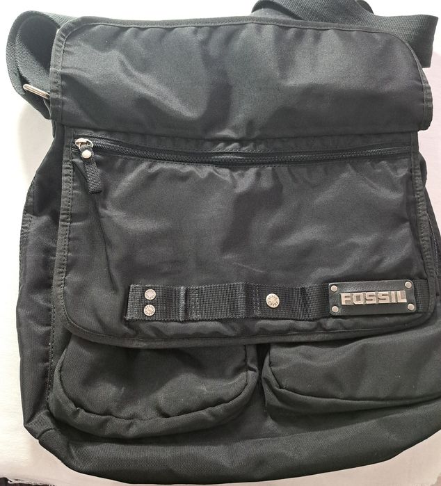 Geanta  barbateasca Fossil