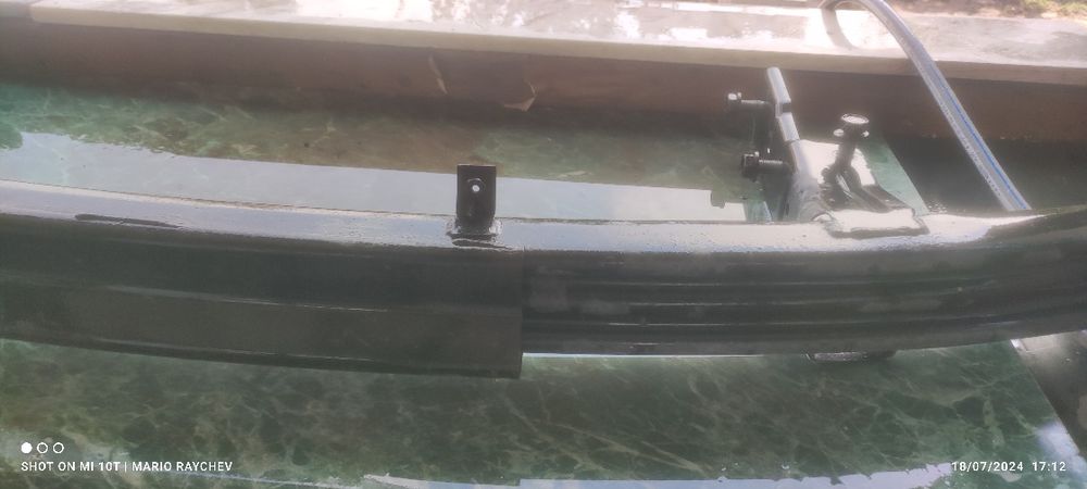 Гредата която се маха когато се слага теглич