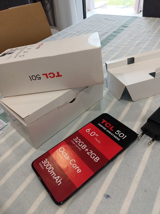 Telefon mobil TCL 501, 2GB RAM, 32GB, 4G, Prime Black