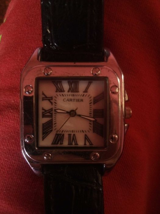 Ceas Cartier, stare satisfăcătoare