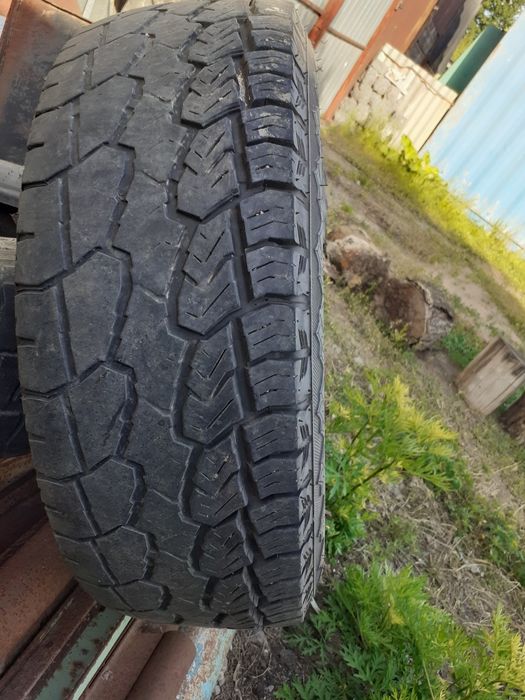 Продаются всесезонные шина sailun