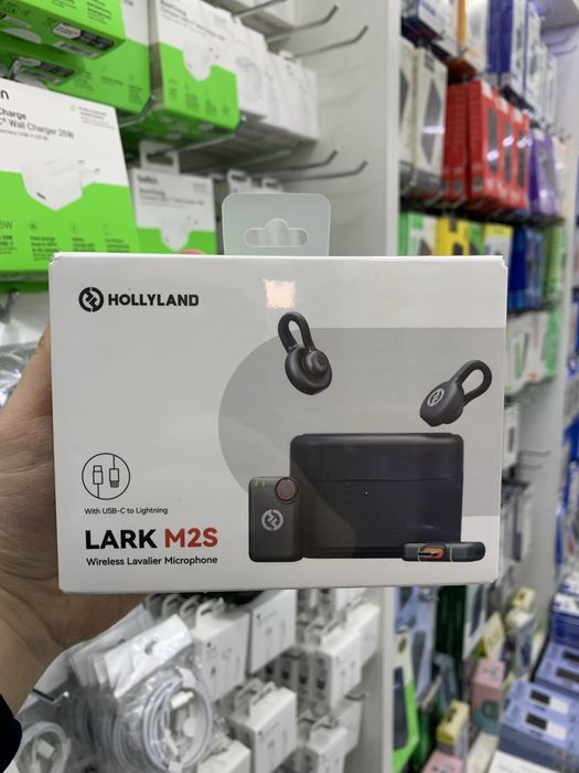 Hollyland wireless microphone lark m2