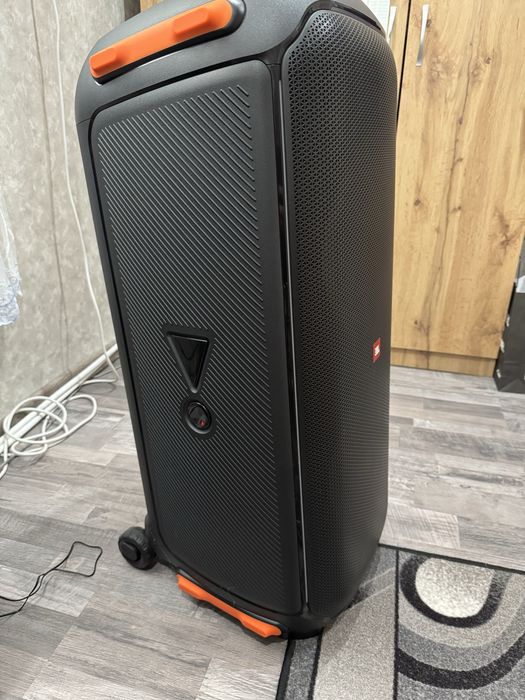 JBL Partybox 710