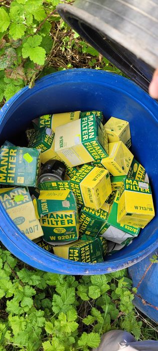 Filtru ulei 126 bucată, filtru polen 26 bucată, filtru benzina 12 bucată