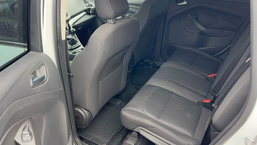 Ford Kuga ,an 2017,motor 1.5 Diesel