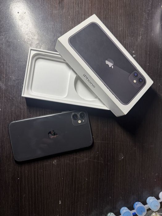 Айфон 11 продам ж