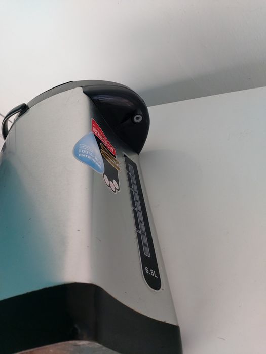 Продам чаиник  5тыс тенге     или  вариант