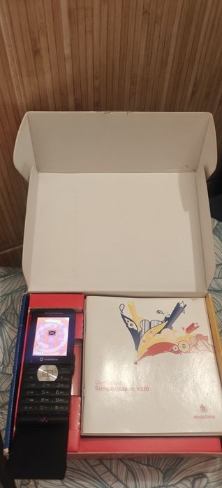 Sony Ericsson W350i la cutie