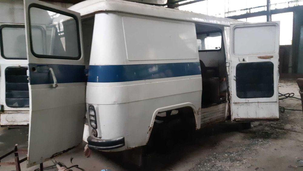 Vand dubita TV 14F cu motor de ANDORIA