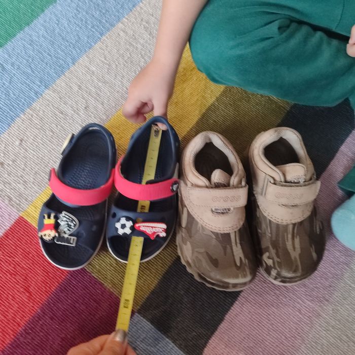 Сандали Crocs Primigi и апрески Demar за момче 25