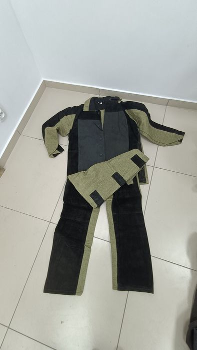 Продам защитный костюм