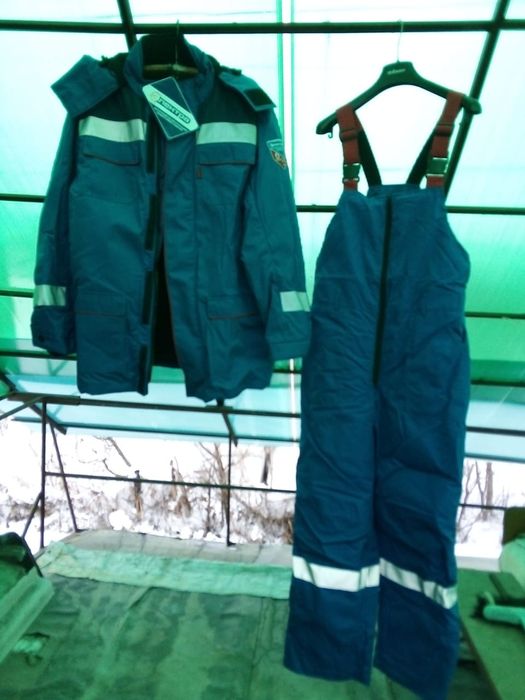 Костюм демисезонный