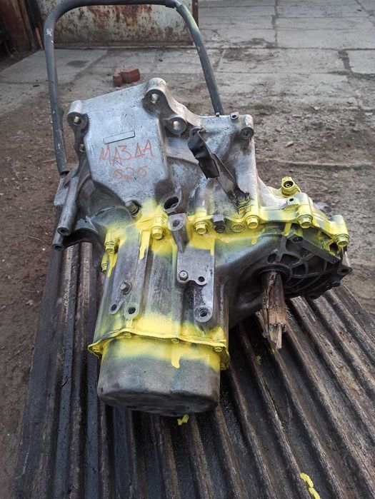 Продам запчасти на Mazda 626