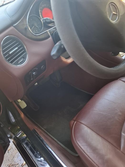Продавам Mercedes cls