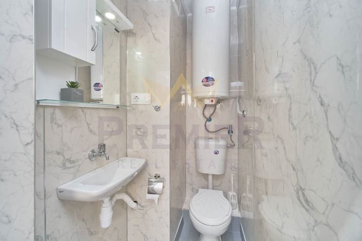 Дава се под наем Тристаен апартамент в Варна, Владислав Варненчик - 71 кв.м за 550 € - Снимка #11