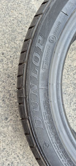 4 anvelope vara noi Dunlop 195/50/16.Pretul este pe bucata.