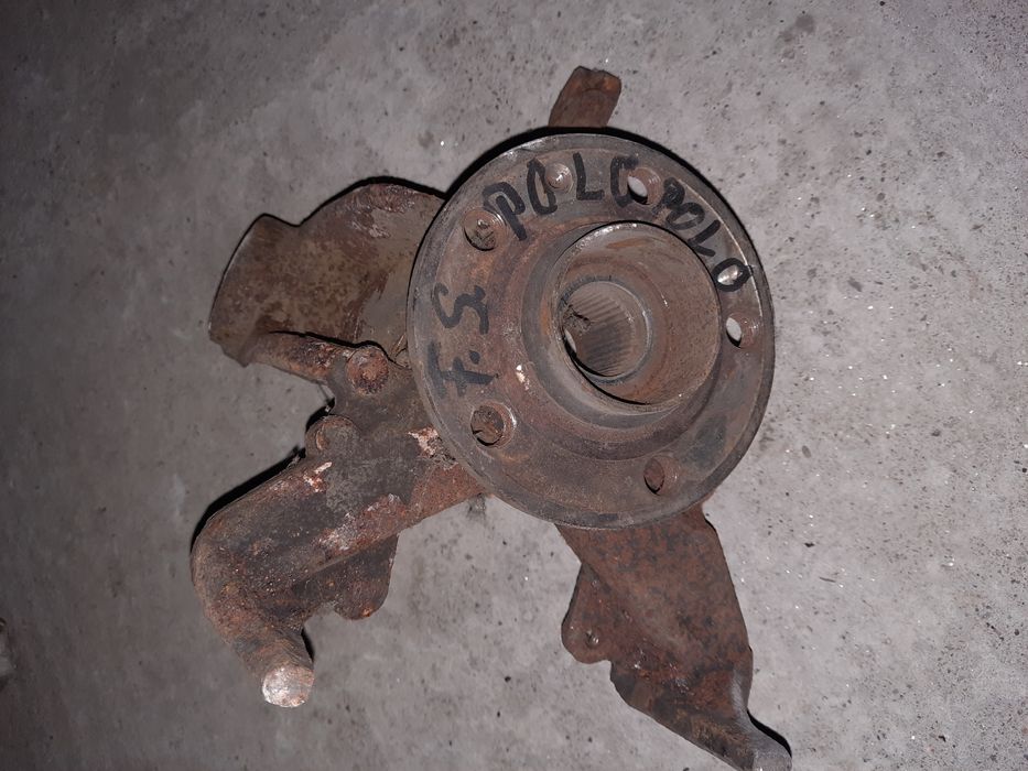 Fuzeta fata stanga WV Polo