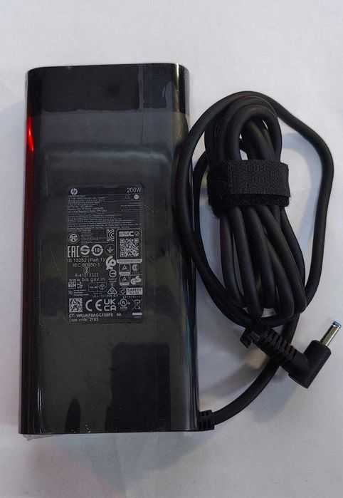 Продам Блок питания HP 200W