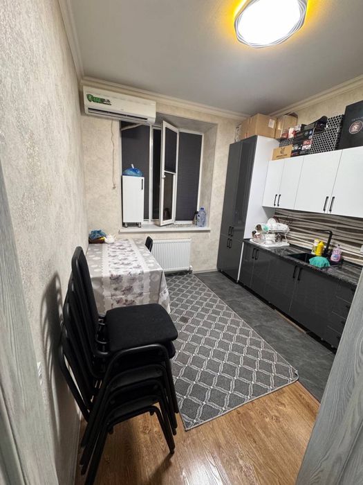 Квартира 2 хона 50кв, Янги хаёт ,3-бекат ёнида