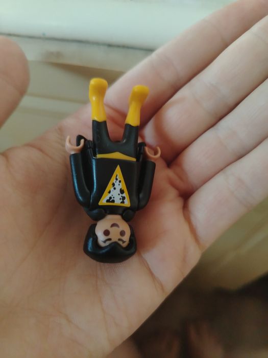 Kinder dc play Mobil игрушки