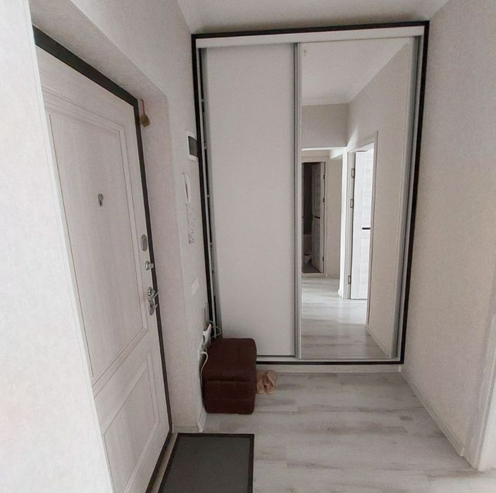 Продаётся на Паркентском 2ком