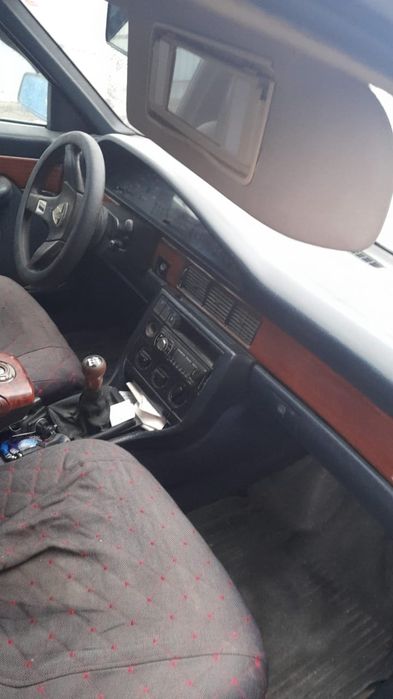 Машина темно синий