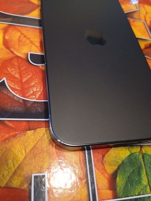 Apple iPhone 16e  128GB 5G  Black аифон