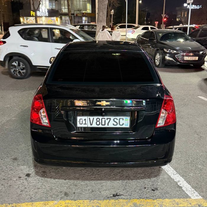 Срочно продается Gentra