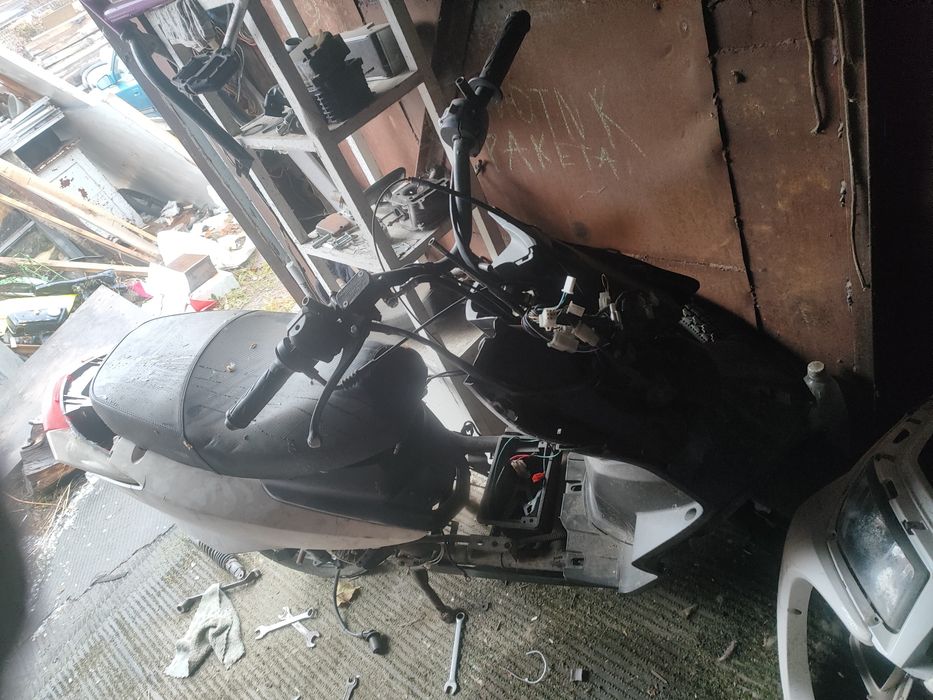 Продам скутер м8 150куб