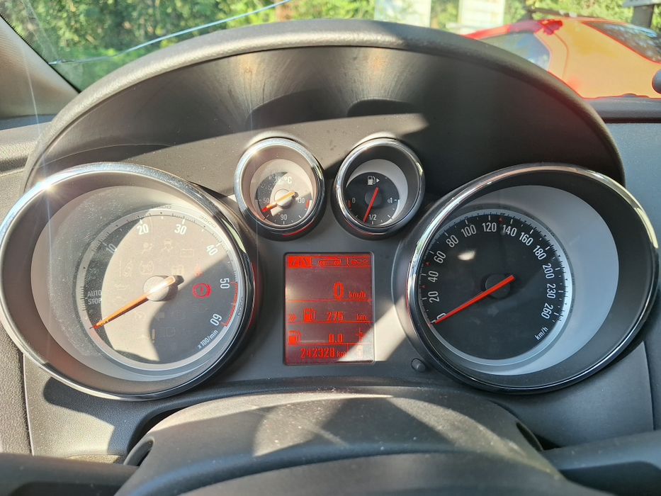 Opel astra j 1.6 cdti  2015. €6