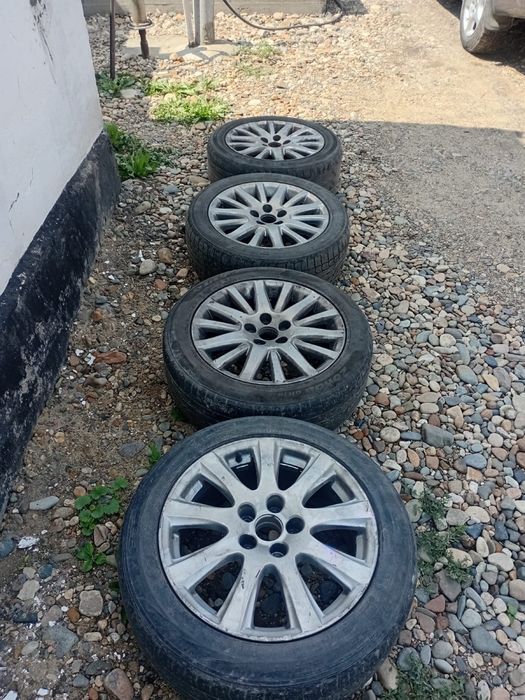 Продам диски на камри 5*114.3
