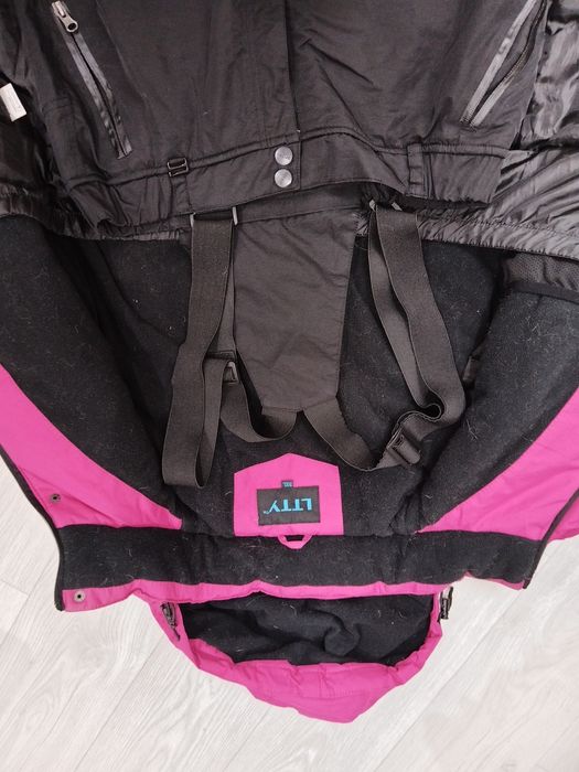 Продам лыжный костюм