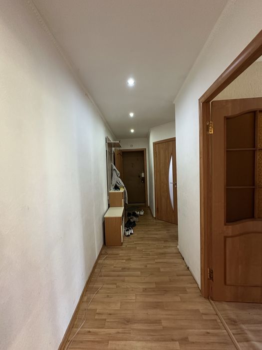 Продается 3-х ком квартира в районе Бани